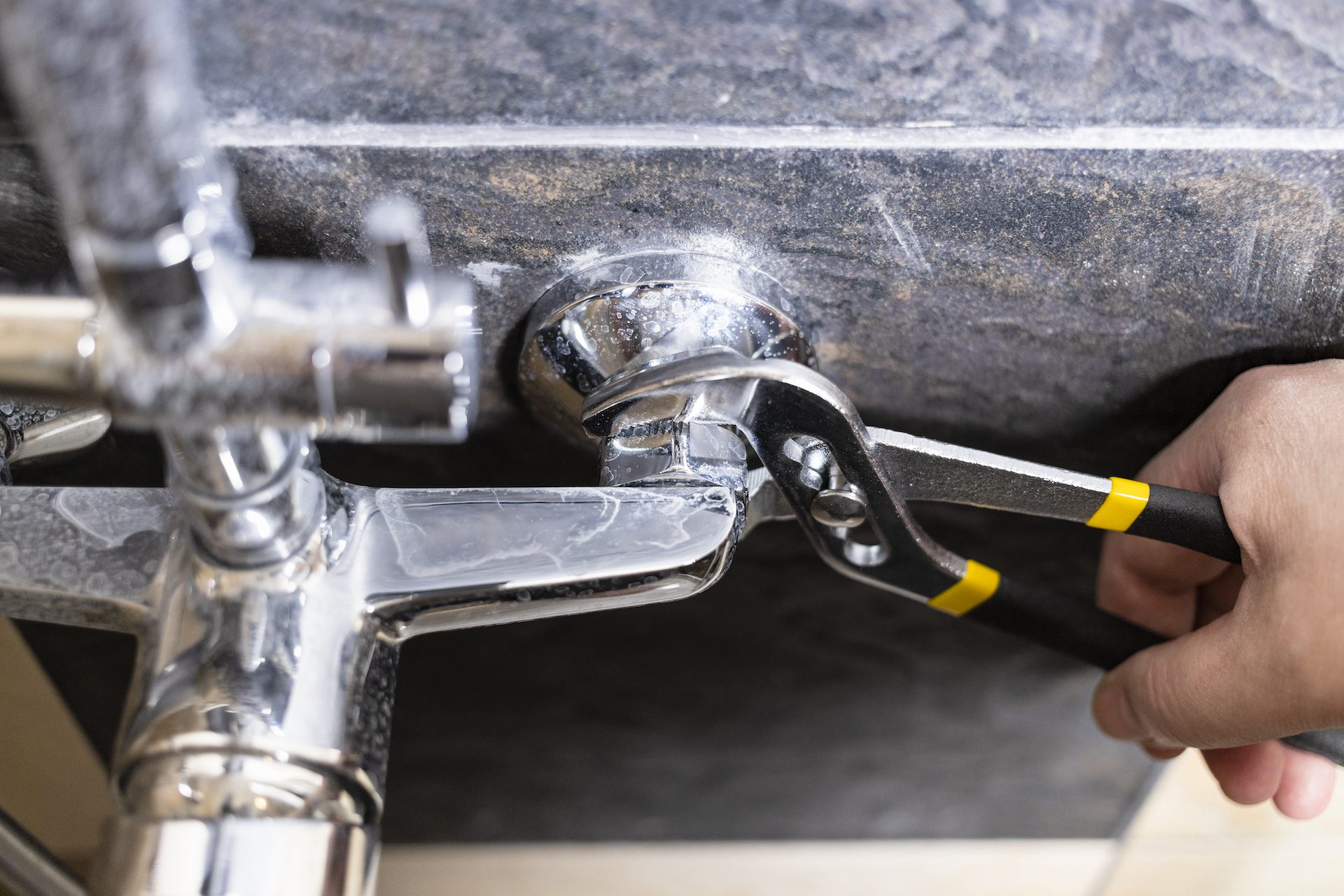 traits to look for in a plumber - Green Group